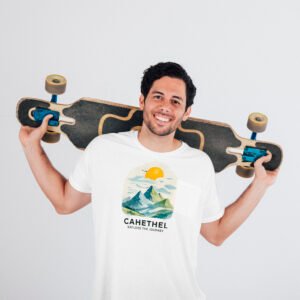 カヘテル・ブランド・Tシャツ