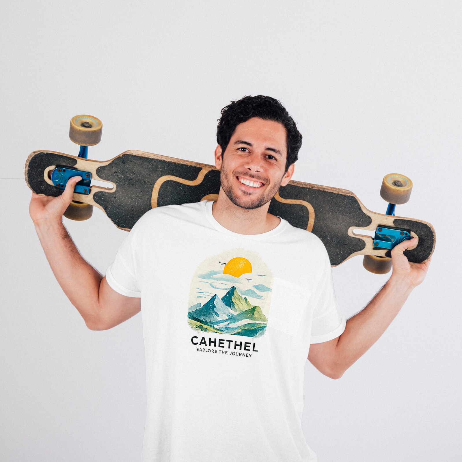 カヘテル・ブランド・Tシャツ